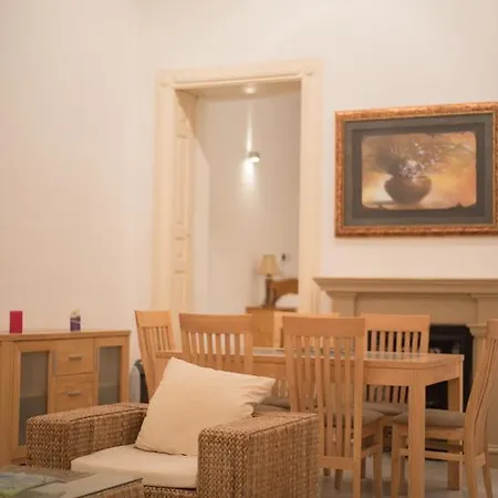 Sant Orsla Apartment *